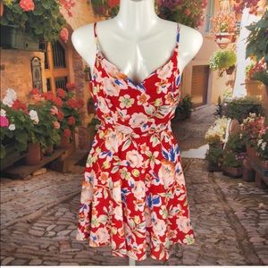 🌺🌹NWT Trixxi 🌺Red Floral Dress🌹🌺